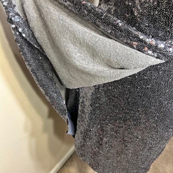 B. Darlin , V-neck, Spaghetti Strap Sequin Mini Dress-Size 11/12 - Picture 4 of 16